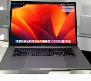 Photo - New Laptop Apple MacBook Pro 2018 16GB Intel Core i7 SSD 512GB