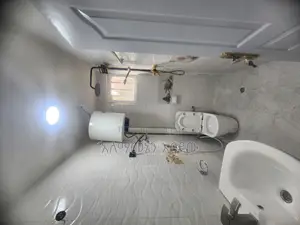 Furnished 1bdrm Condo in ሰሚት ኮንዶሚንየም, Bole for sale