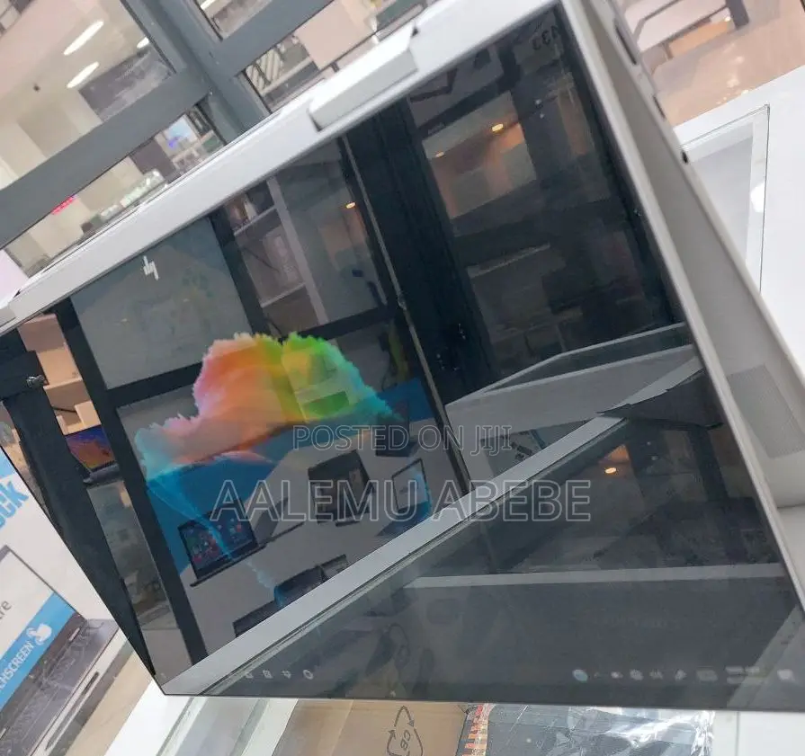 New Laptop HP Envy X360 16GB Intel Core I7 SSD 512GB