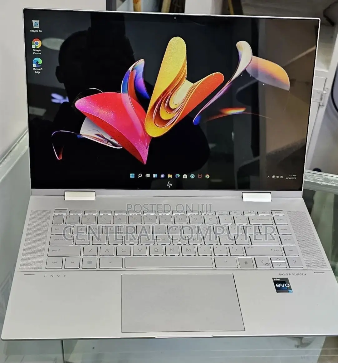 New Laptop HP Envy Spectre XT 13 16GB Intel Core I7 SSD 512GB