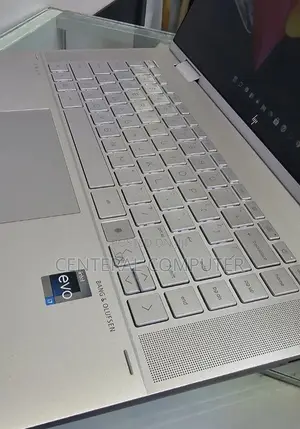 New Laptop HP Envy Spectre XT 13 16GB Intel Core I7 SSD 512GB
