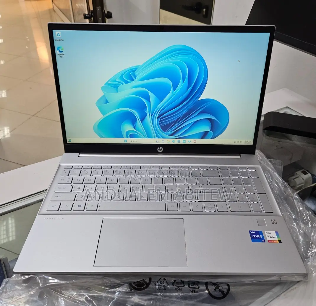 New Laptop HP Pavilion 15 16GB Intel Core I7 SSD 512GB