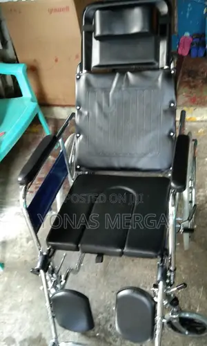 ባለብዙ-አማራጭ Wheelchair U-Type Reclining Commode Wheelchair