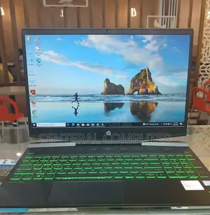 New Laptop HP Portable AC AC049TU 16GB Intel Core I5 SSD 512GB