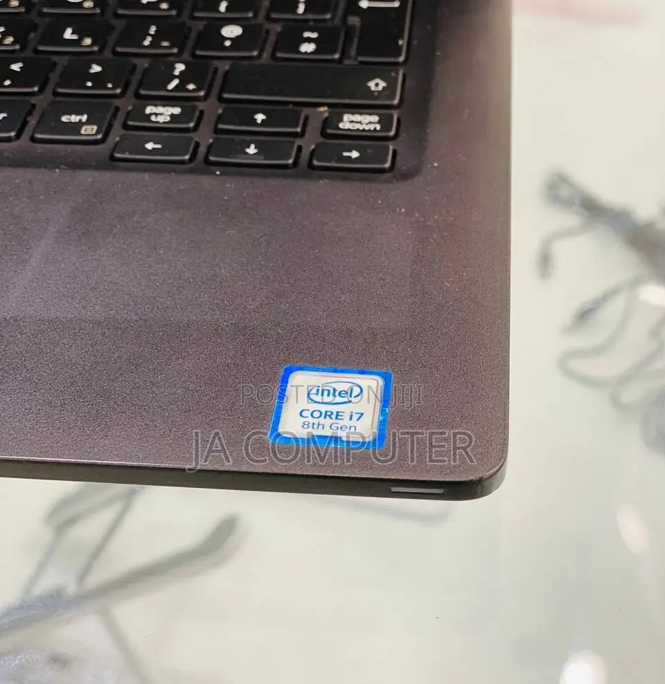 New Laptop Dell Inspiron 15 16GB Intel Core I7 SSD 256GB