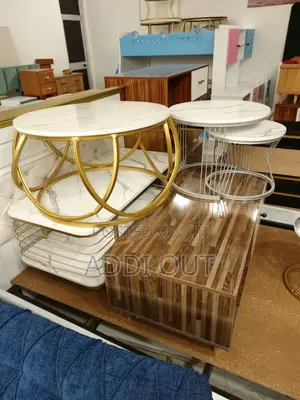 Photo - Table/ጠረጴዛ