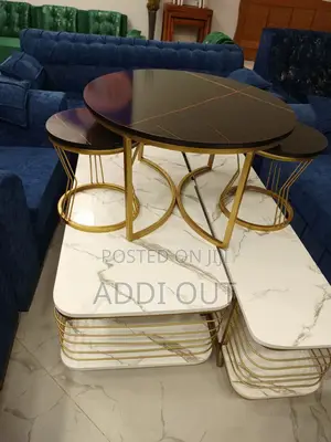 Photo - Table/ጠረጴዛ