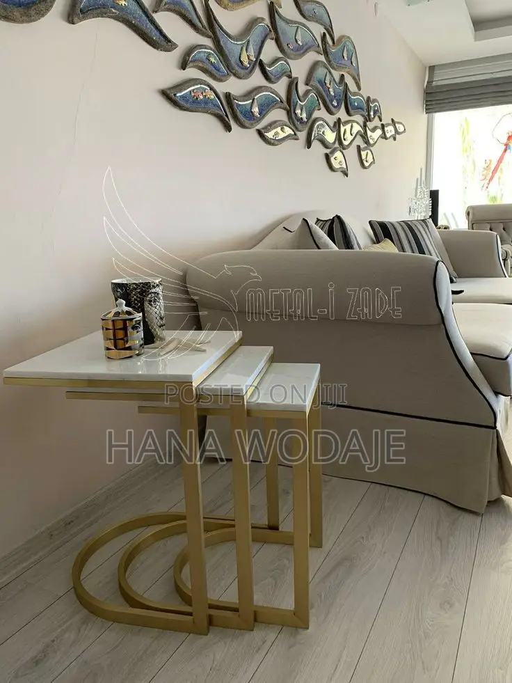 ባለ 3 ኮፊ ቴብሎች