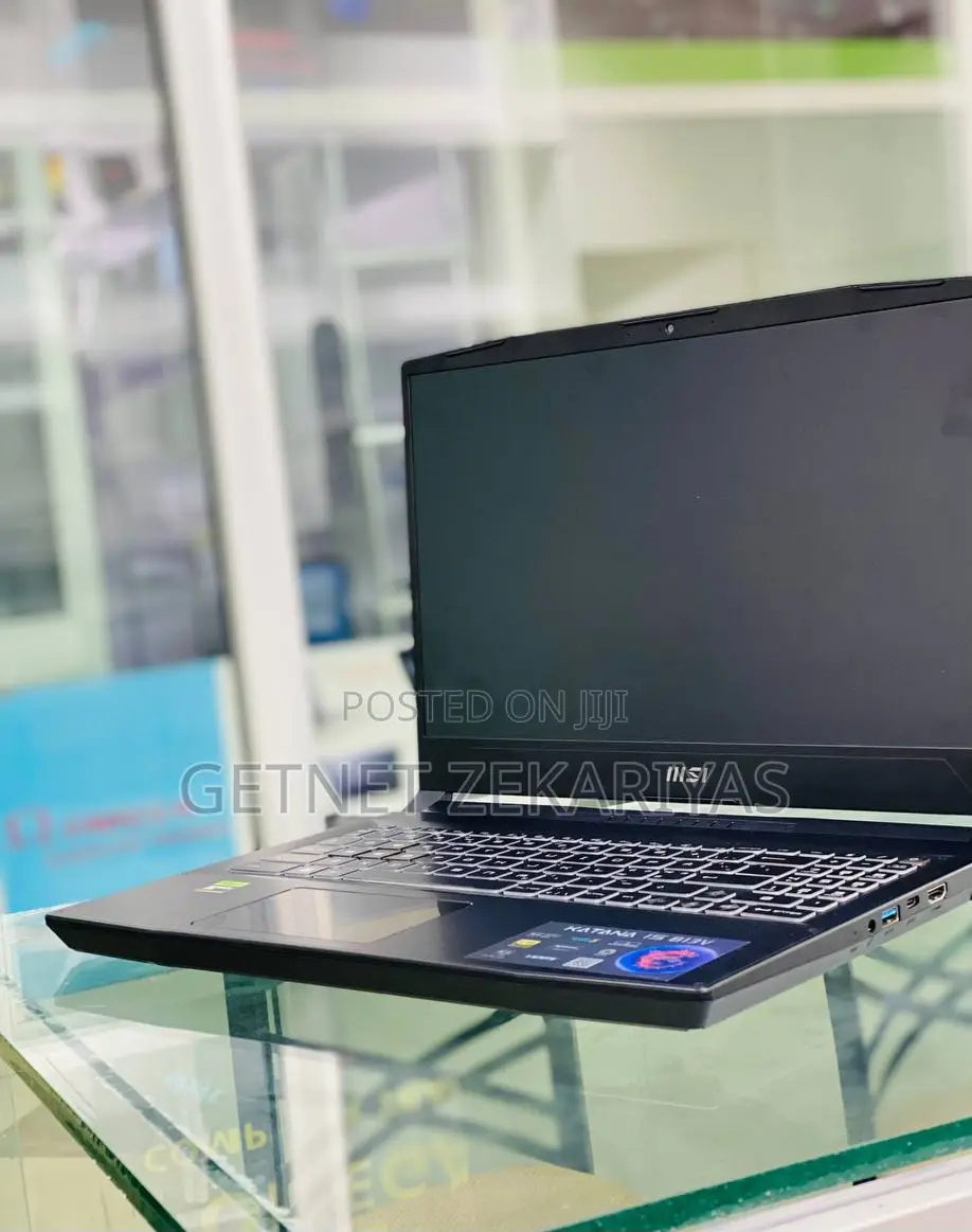 New Laptop MSI Katana 15 16GB Intel Core I9 SSD 512GB