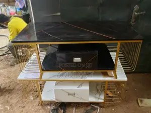 Photo - ጠረጴዛ/Table