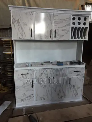 Photo - 1.50 ላምኔት ኪችን