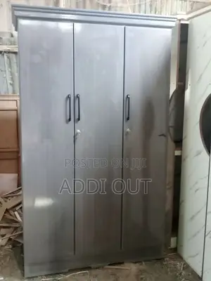 1.20 ላምኔት ቁምሳጥን