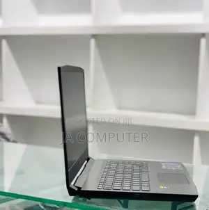 New Laptop MSI Katana 15 16GB Intel Core I9 SSD 512GB