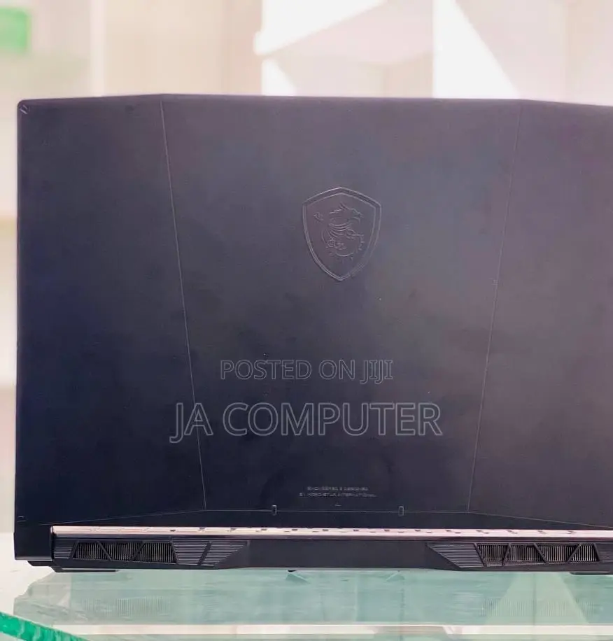 New Laptop MSI Katana 15 16GB Intel Core I9 SSD 512GB