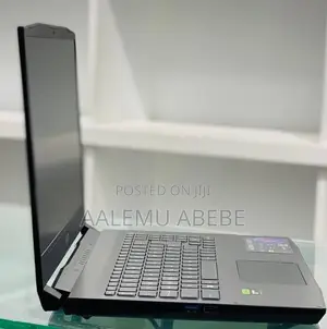 Photo - New Laptop MSI Katana 17 16GB Intel Core I9 SSD 512GB