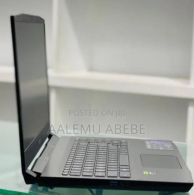 New Laptop MSI Katana 17 16GB Intel Core I9 SSD 512GB