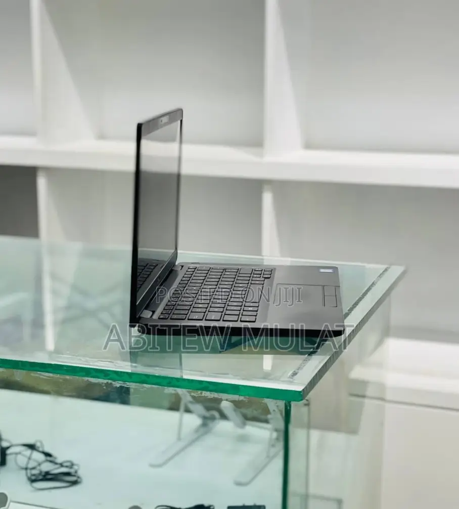 New Laptop Dell Inspiron 15 16GB Intel Core I7 SSD 256GB