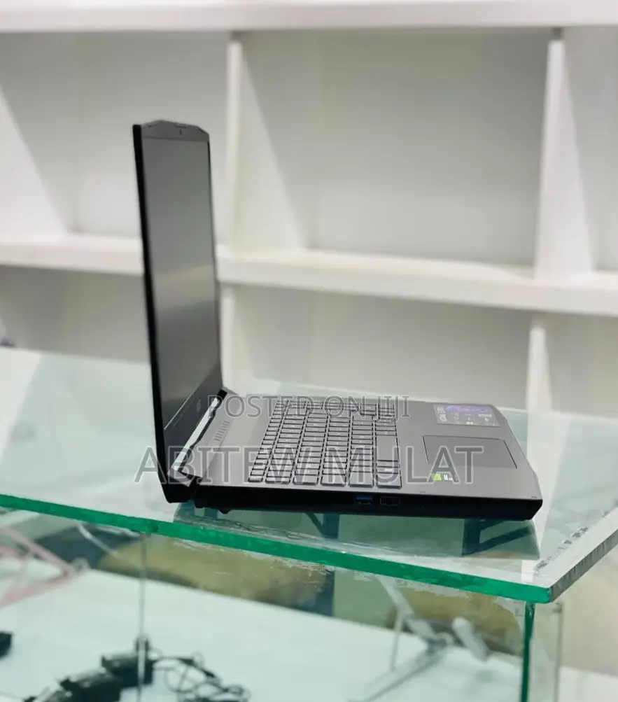 New Laptop MSI Katana GF66 16GB Intel Core I9 SSD 512GB