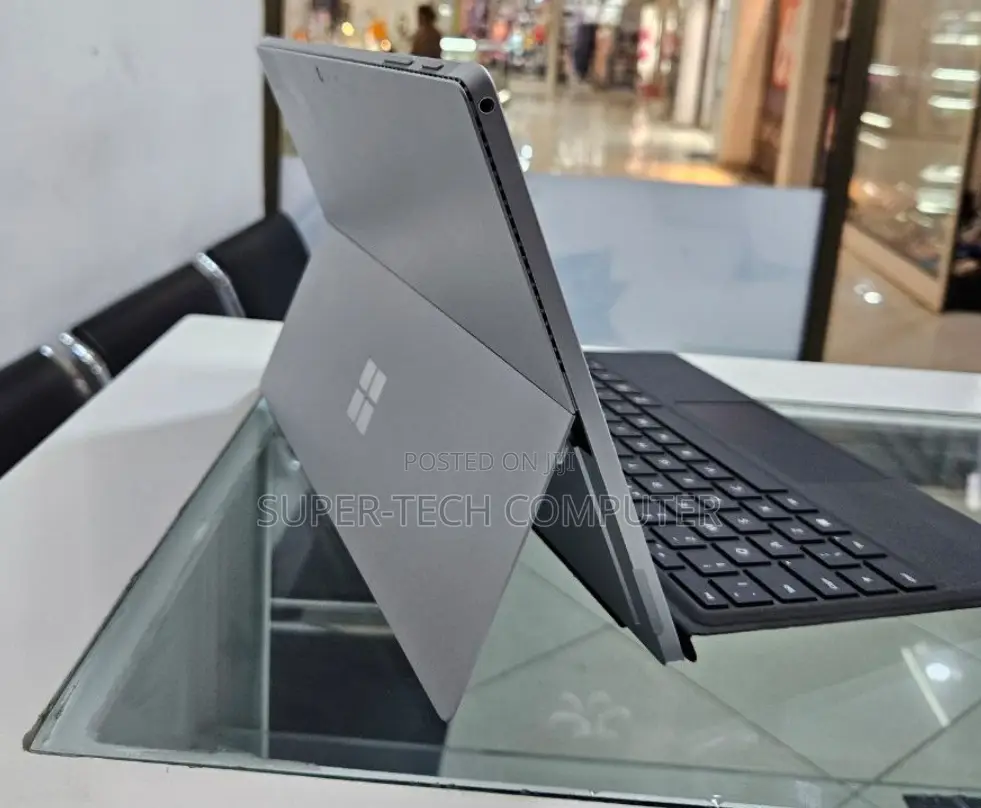 New Laptop Microsoft Surface Pro 4 8GB Intel Core I5 SSD 256GB