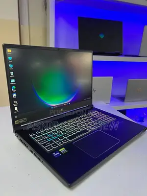 New Laptop Acer Predator Helios 300 8GB Intel Core I9 SSD 1T