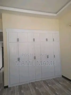 5bdrm Villa in Addis Abeba, Bole for sale