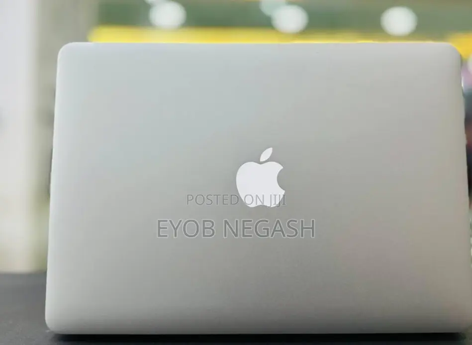 New Laptop Apple MacBook Air 2015 8GB Intel Core I7 SSD 512GB