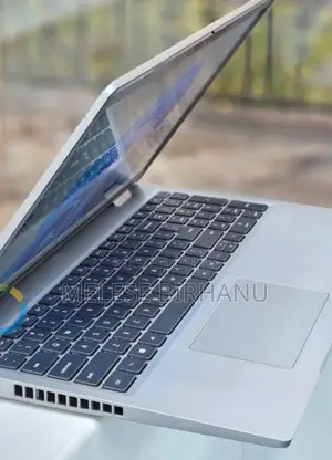 New Laptop Dell Precision 3561 16GB Intel Core I7 SSD 512GB