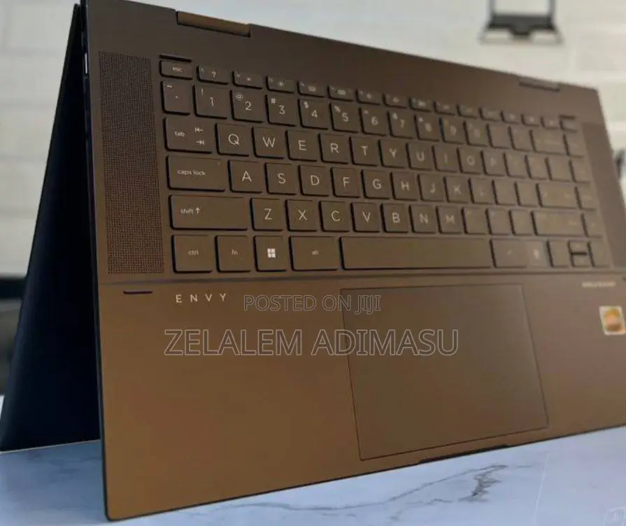 New Laptop HP Envy X360 16GB AMD Ryzen 5 SSD 512GB
