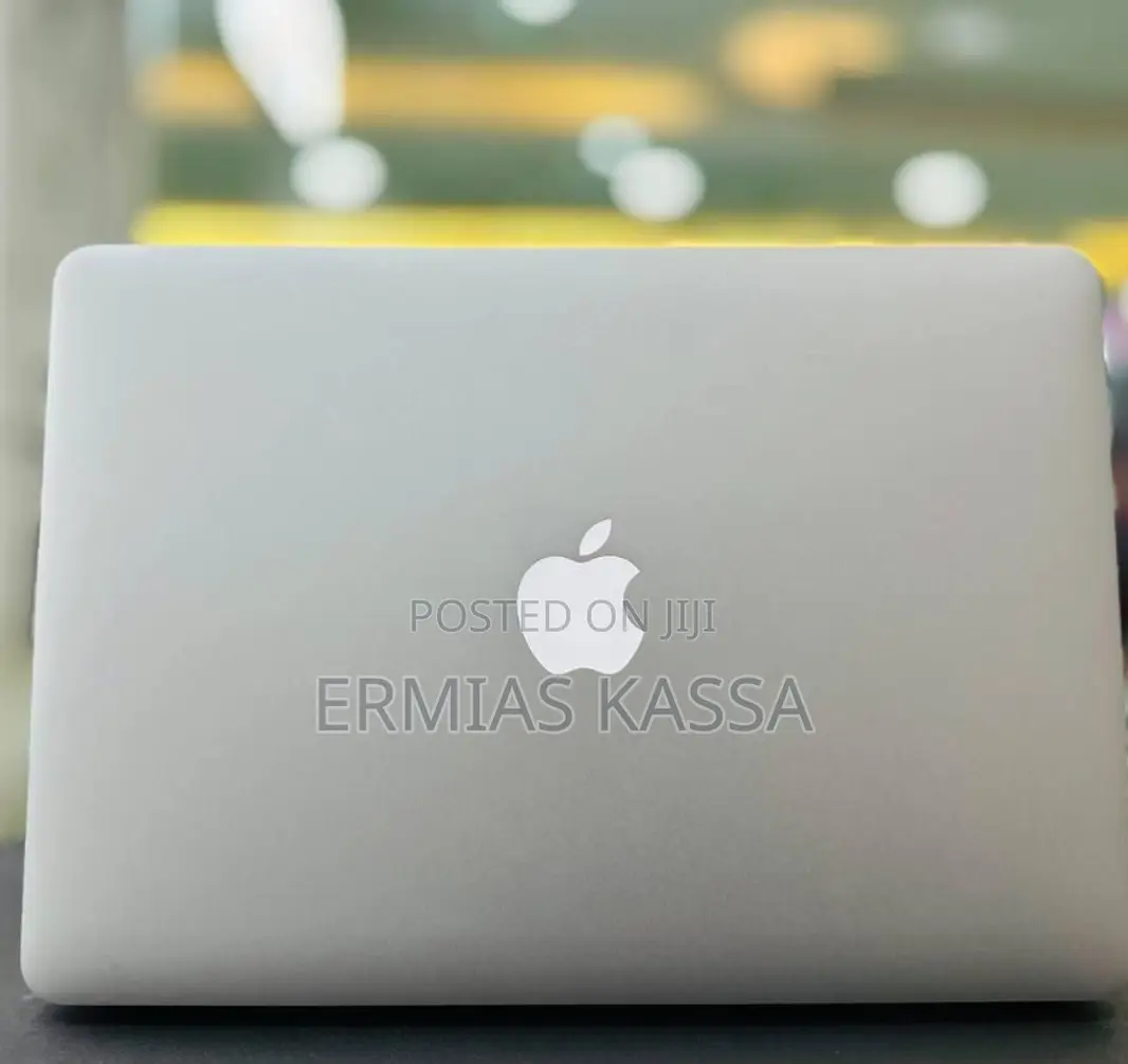 New Laptop Apple MacBook Air 2015 8GB Intel Core I7 SSD 512GB