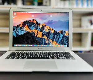 New Laptop Apple MacBook Air 2015 8GB Intel Core I7 SSD 512GB