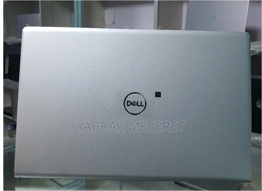 New Laptop Dell Inspiron 15 16GB Intel Core i5 SSD 512GB