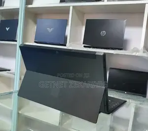 Photo - New Laptop Microsoft Surface 2GB Intel Celeron SSD 32GB