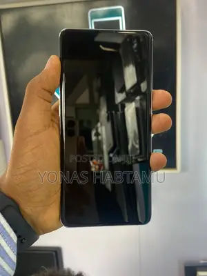 New Samsung Galaxy S10 5G 512 GB