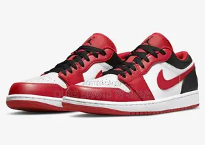 Photo - High Master Quality Nike Air Jordan 1 Low Reverse Black Toe