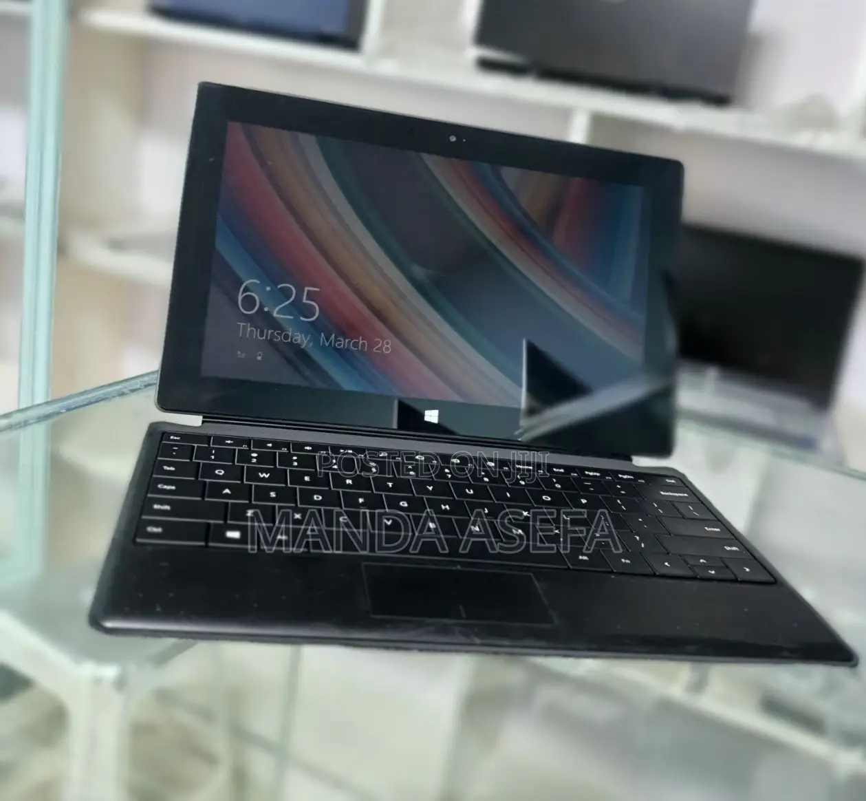 New Laptop Microsoft Surface 2GB Intel Pentium SSD 32GB