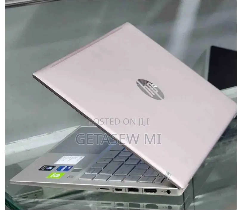 New Laptop HP Pavilion 14 2GB Intel Core i5 SSD 512GB