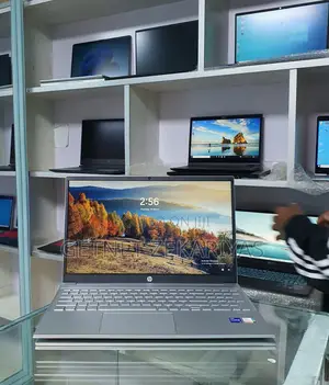 Photo - New Laptop HP Pavilion 15 16GB Intel Core I7 SSD 512GB