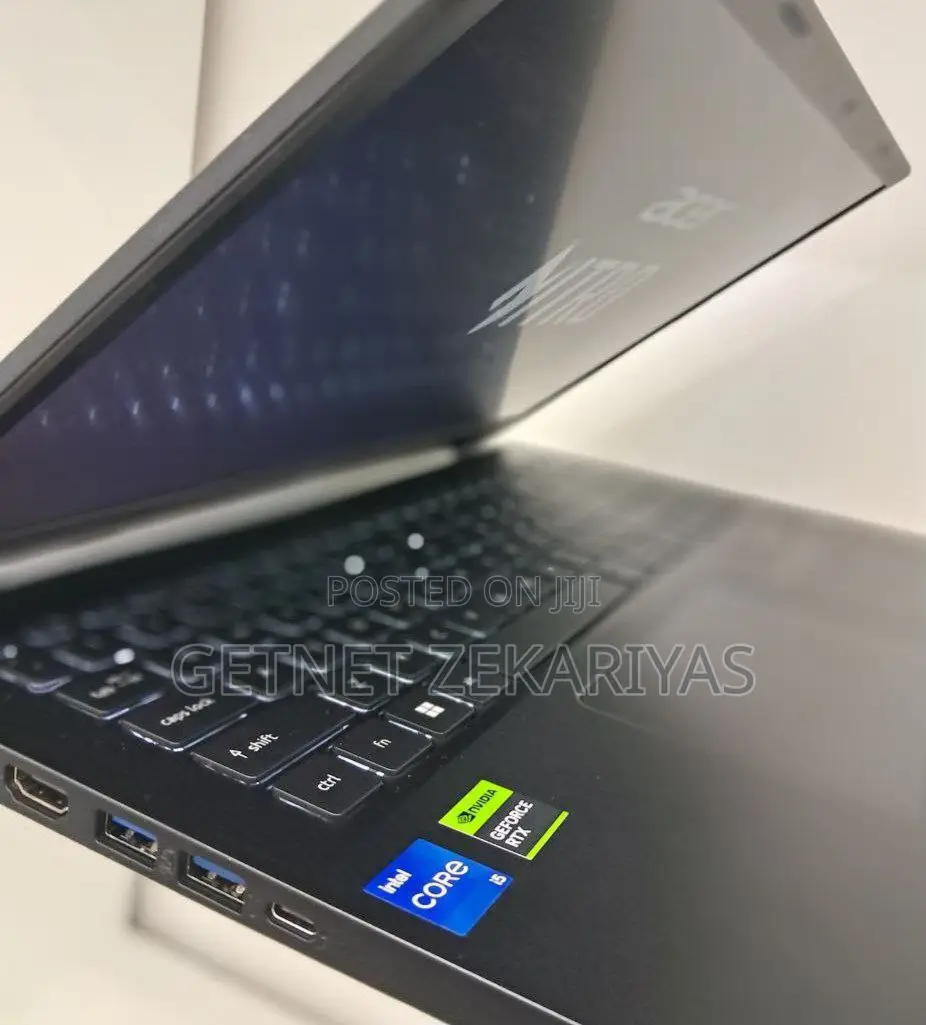 New Laptop Acer Aspire V5-531pg 8GB Intel Core I5 SSD 512GB