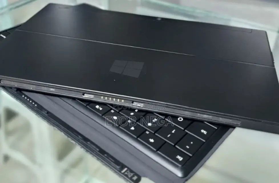 New Laptop Microsoft Surface 3GB SSD 32GB