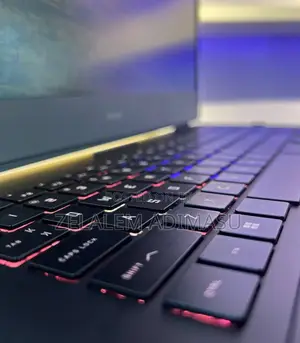 New Laptop HP Omen 15 16GB Intel Core I9 SSD 1T