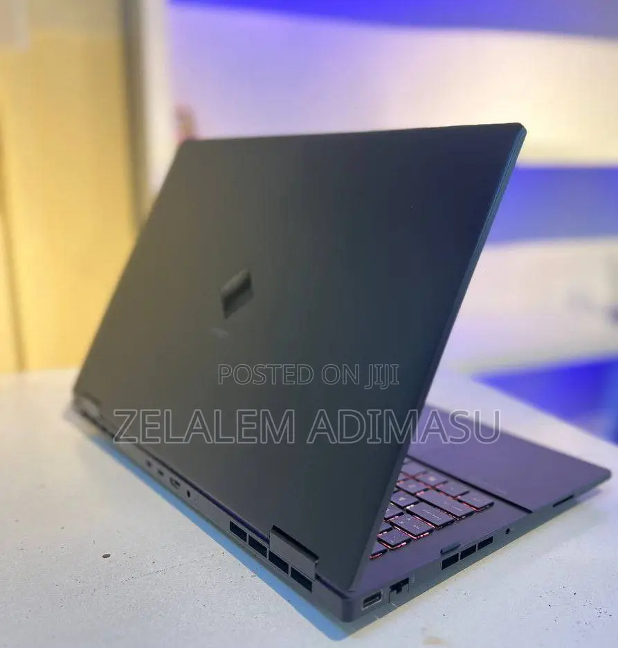 New Laptop HP Omen 15 16GB Intel Core I9 SSD 1T