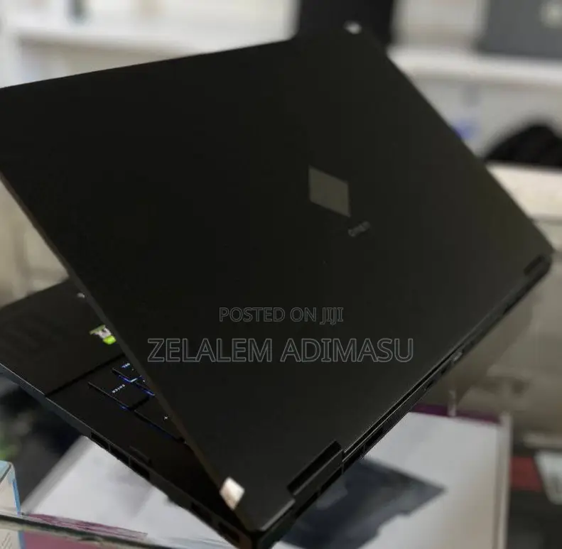 New Laptop HP Omen 15 16GB Intel Core I9 SSD 1T