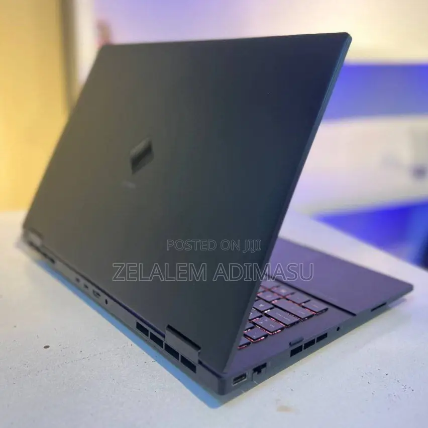 New Laptop HP Omen 15 16GB Intel Core I9 SSD 1T