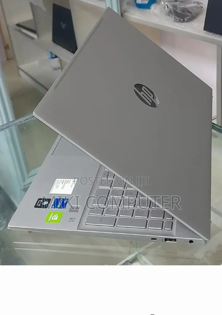 New Laptop HP Pavilion Power 15 16GB Intel Core I5 SSD 512GB