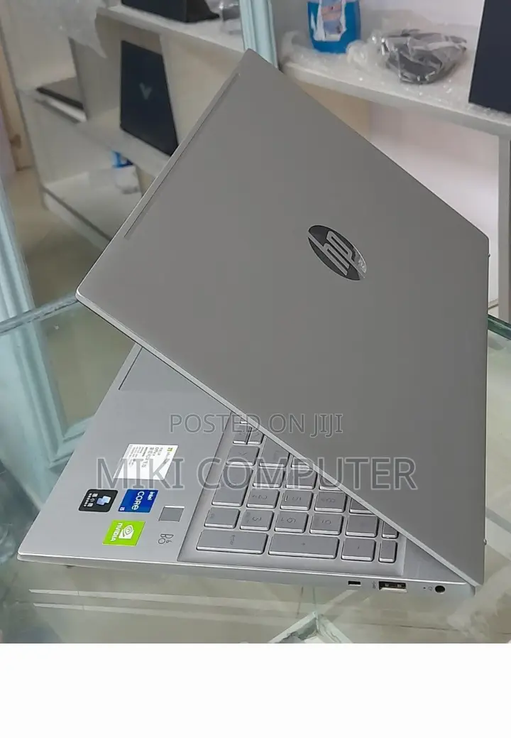 New Laptop HP Pavilion Power 15 16GB Intel Core I5 SSD 512GB