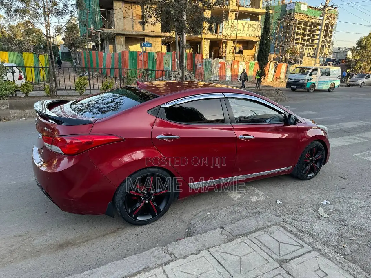 Hyundai Avante 2012 Red