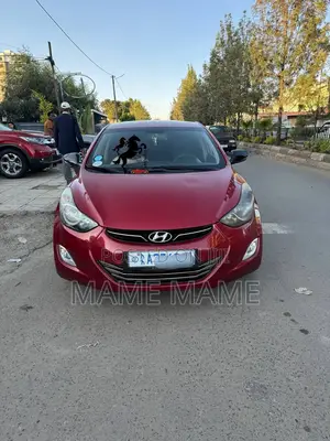 Hyundai Avante 2012 Red