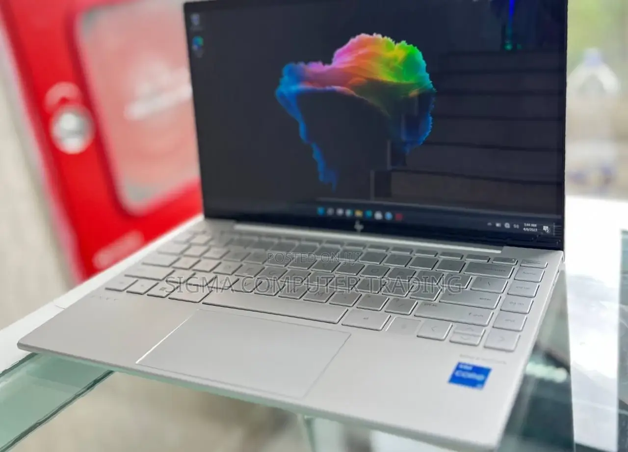 New Laptop HP Envy 13 16GB Intel Core i5 SSD 512GB