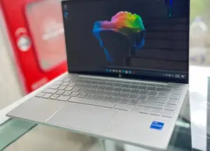 Photo - New Laptop HP Envy 13 16GB Intel Core i5 SSD 512GB