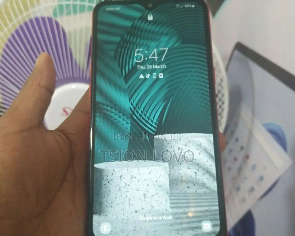 Samsung Galaxy A10s 32 GB Red